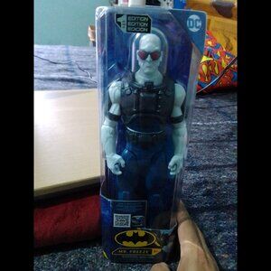 Batman 12-Inch Mr. Freeze Action Figure with Blaster Accessory Kids Toys For Boy
